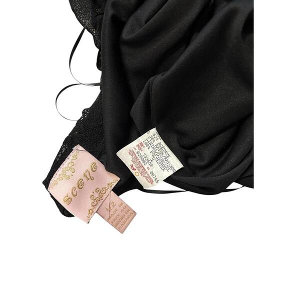 Elegant Strapless Black Lace Dress - Picture 7 of 7